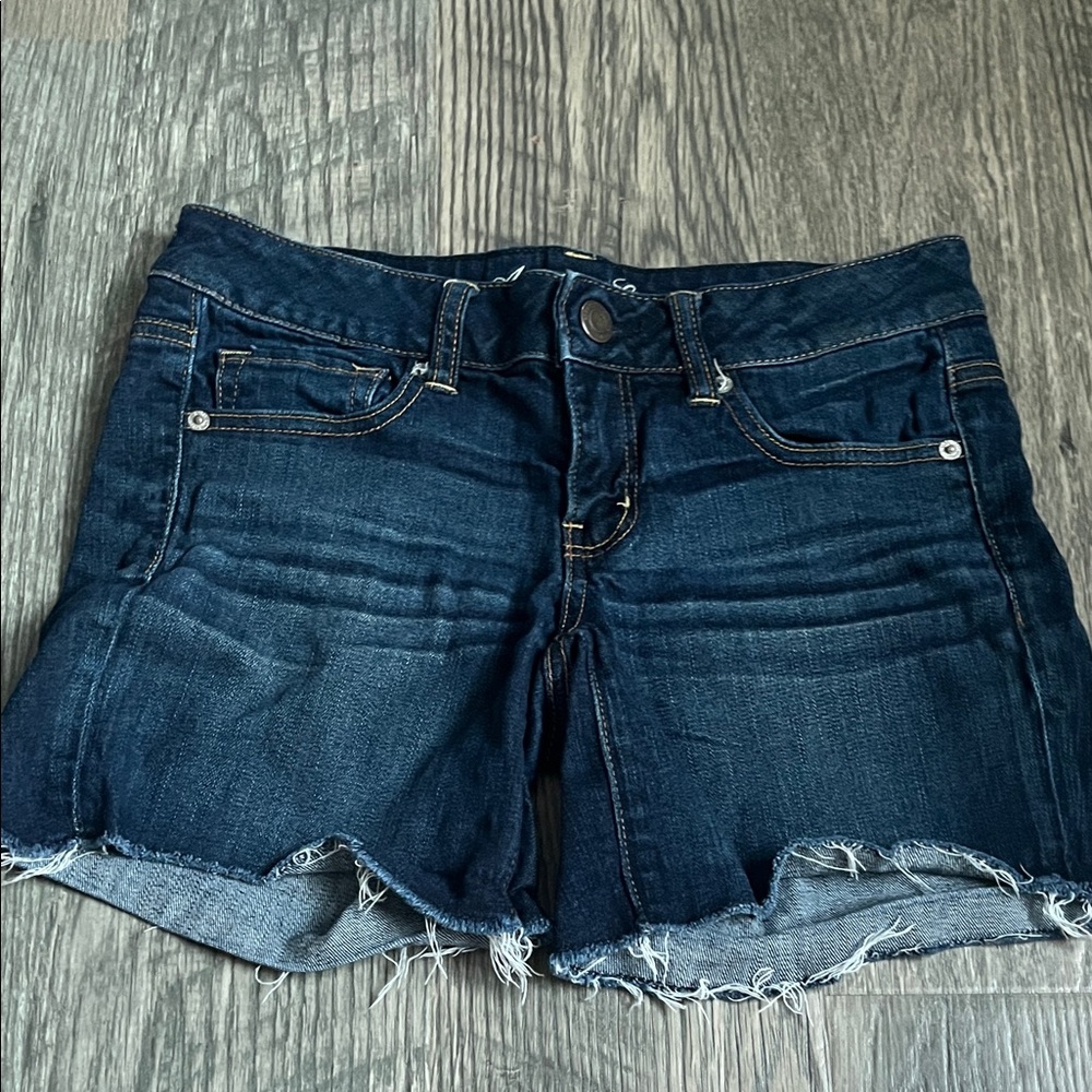 American Eagle‎ Dark Blue Jean cut off Shorts womens size 6